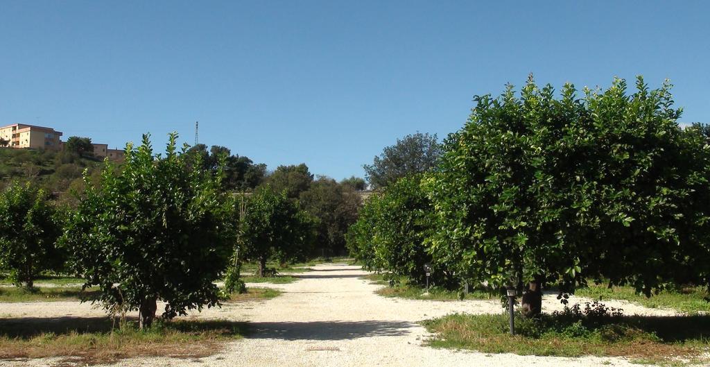 Bed and Breakfast L'Antico Trappeto Noto Exterior foto